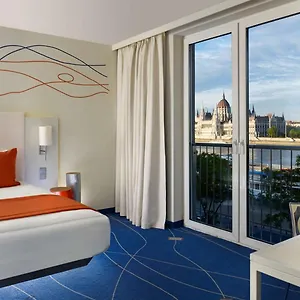 hotellátogatás